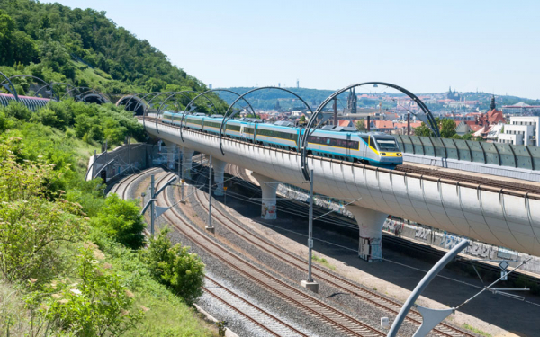 Příprava pilotních úseků vysokorychlostní trati mezi Prahou, Brnem a Ostravou postoupila o další významný krok kupředu