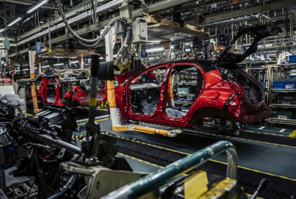 Toyota spustila v Kolíně výrobu hybridního modelu Yaris