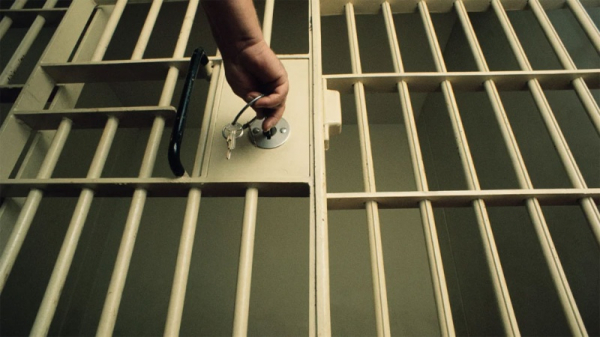 41letý recidivista, který má na svědomí téměř 20 případů majetkové trestné činnosti, skončil za mřížemi
